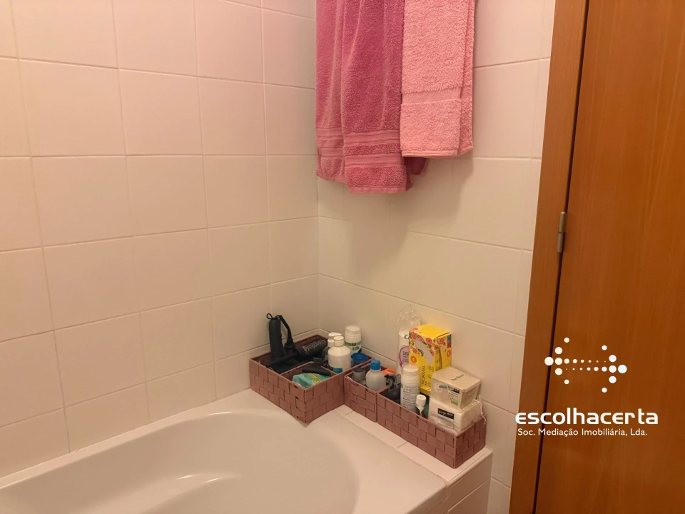 Apartamento T1 para Venda em Quinta do Anjo Foto 14
