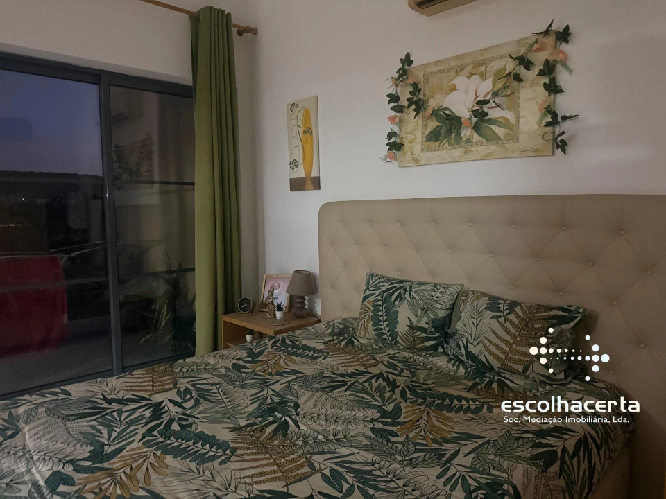 Apartamento T1 para Venda em Quinta do Anjo Foto 2