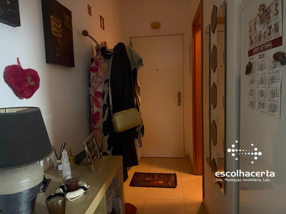 Apartamento T1 para Venda em Quinta do Anjo Foto 8