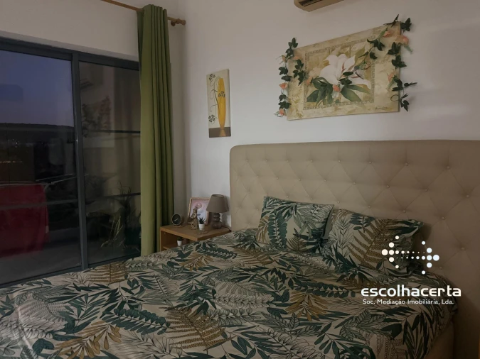 Apartamento T1 para Venda em Quinta do Anjo Foto 2