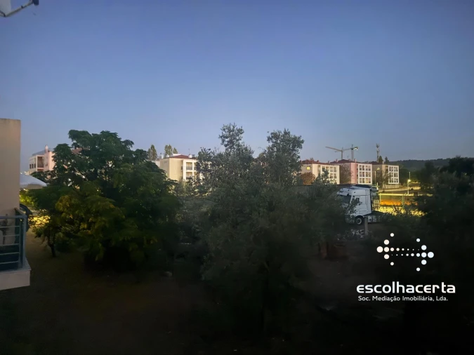 Apartamento T1 para Venda em Quinta do Anjo Foto 7