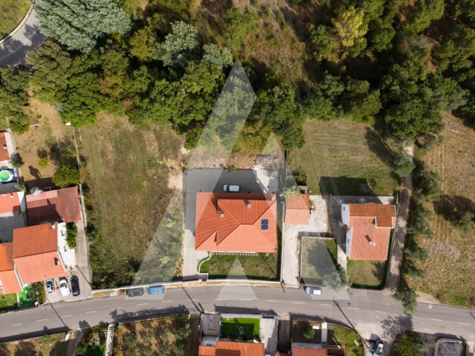 Moradia T4 para Venda em Lousã e Vilarinho Foto 26