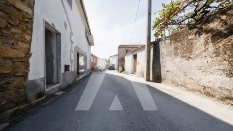 Apartamento T1 para Venda em Alvares