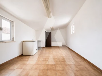 Apartamento T1 para Venda em Alvares