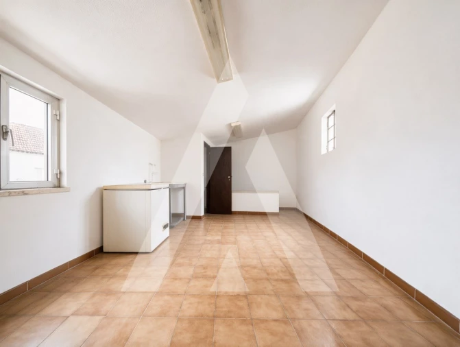 Apartamento T1 para Venda em Alvares Foto 11