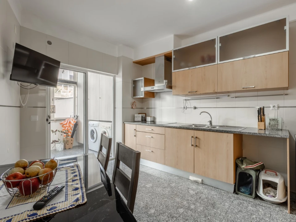 Apartamento T3 para Venda em Tavarede Foto 2