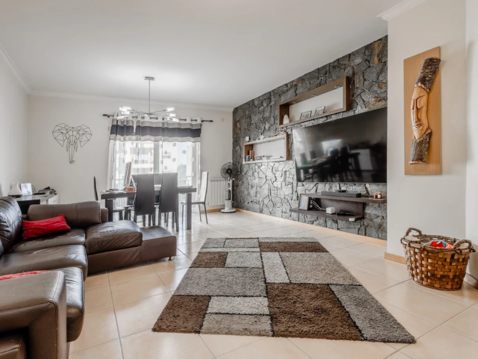 Apartamento T3 para Venda em Tavarede Foto 1