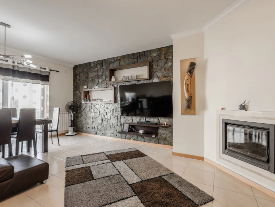 Apartamento T3 para Venda em Tavarede Foto 19