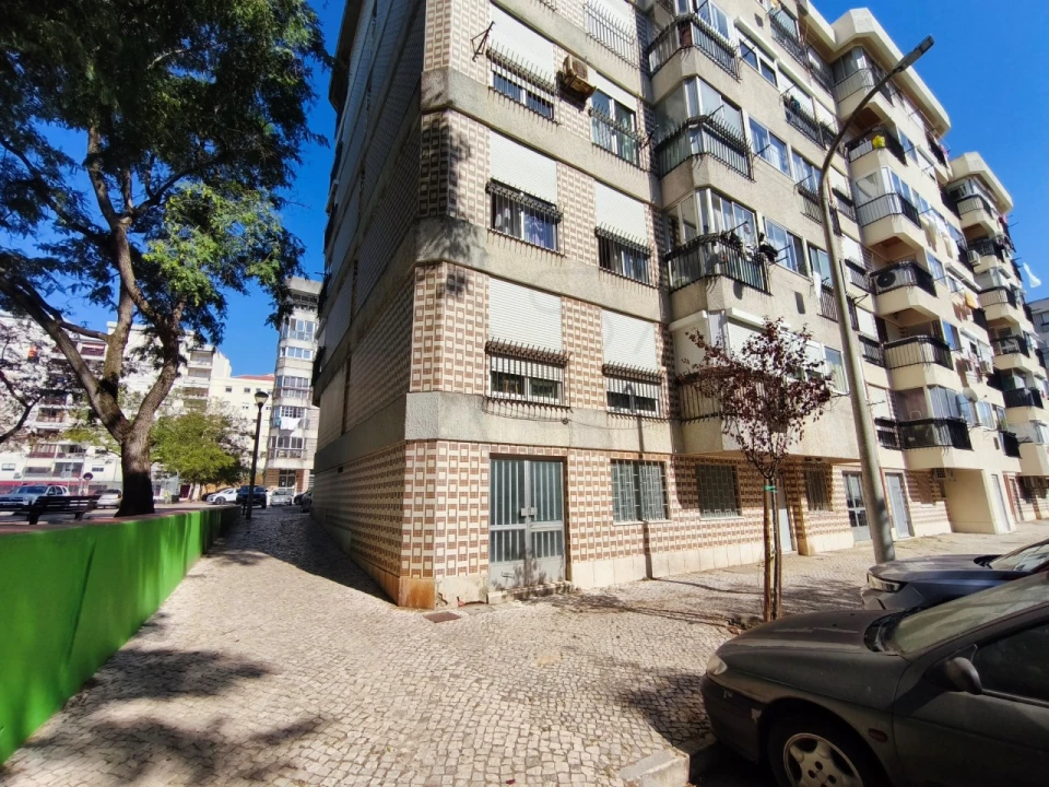 Armazém para Arrendamento em União das Freguesias de Setúbal Foto 1