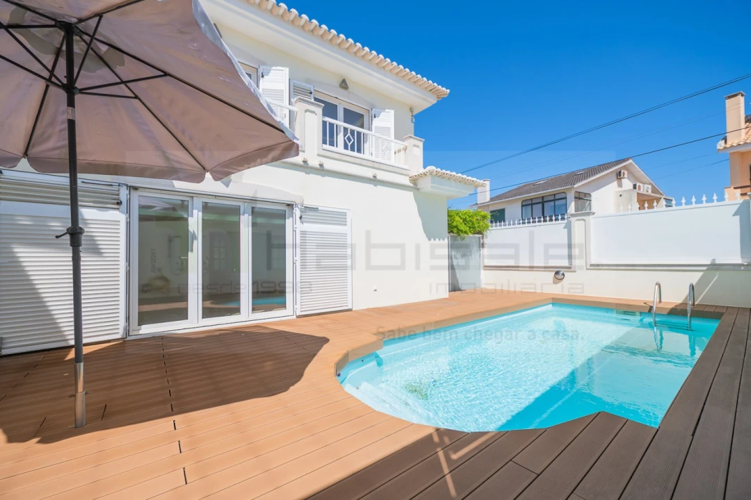 Moradia T5 para Venda em Carcavelos e Parede Foto 5