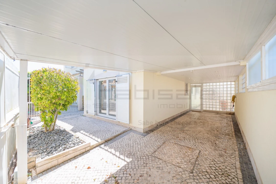 Moradia T5 para Venda em Carcavelos e Parede Foto 20