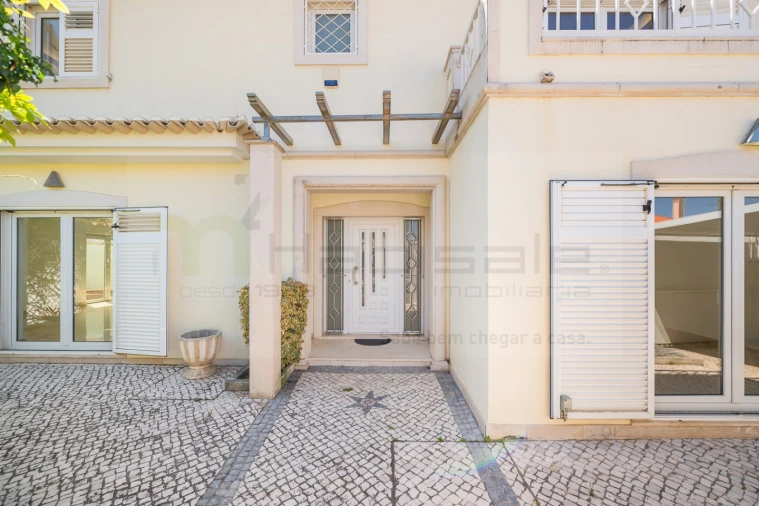 Moradia T5 para Venda em Carcavelos e Parede Foto 21