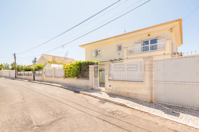 Moradia T5 para Venda em Carcavelos e Parede Foto 72
