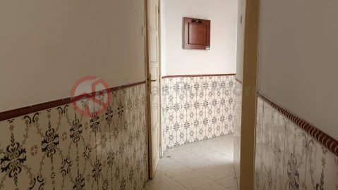 Apartamento T1 para Venda em Amora