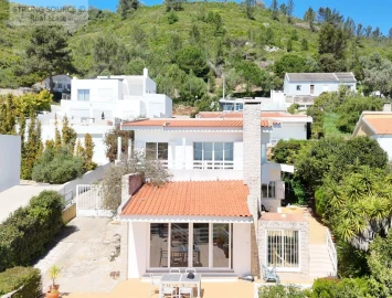 Moradia T4 para Venda em Sesimbra (Castelo)