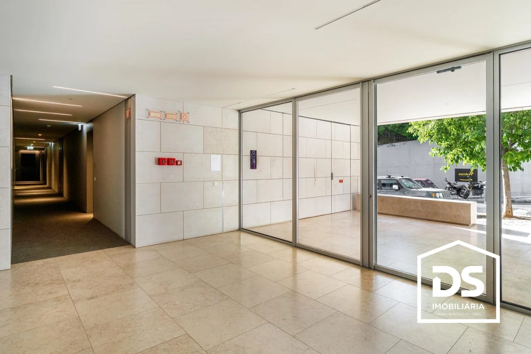 Apartamento T1 para Venda em Santo António Foto 4