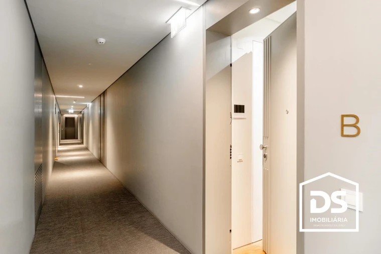 Apartamento T1 para Venda em Santo António Foto 5