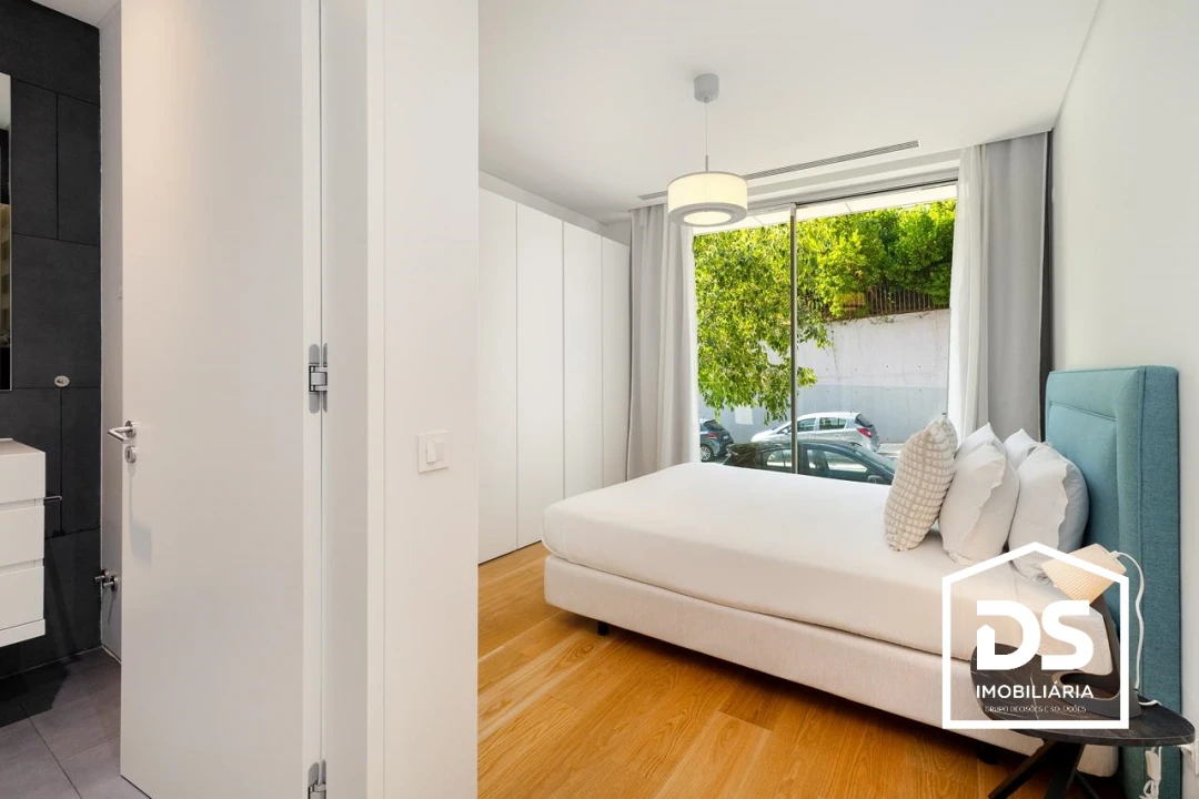 Apartamento T1 para Venda em Santo António Foto 14