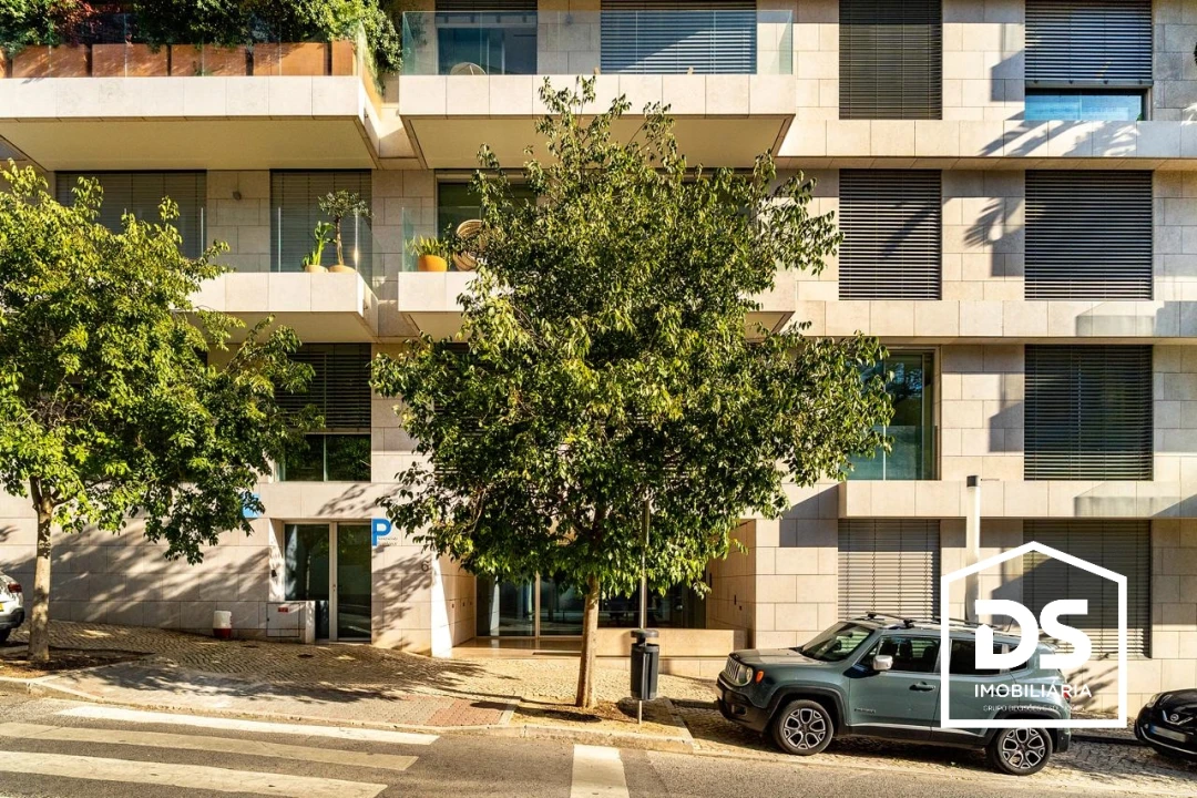 Apartamento T1 para Venda em Santo António Foto 2