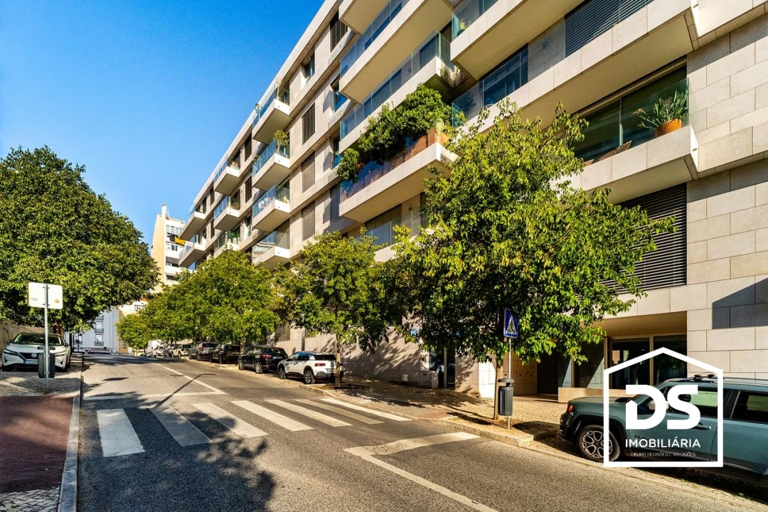 Apartamento T1 para Venda em Santo António Foto 1