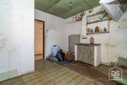 Moradia T5 para Venda em Ferreira-A-Nova