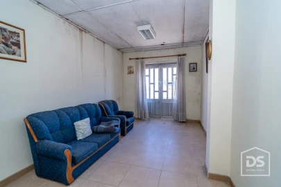 Moradia T5 para Venda em Ferreira-A-Nova
