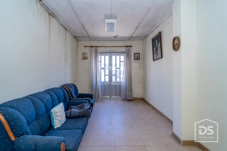 Moradia T5 para Venda em Ferreira-A-Nova Foto 100