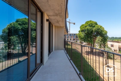 Apartamento T1 para Venda em Santa Clara e Castelo Viegas