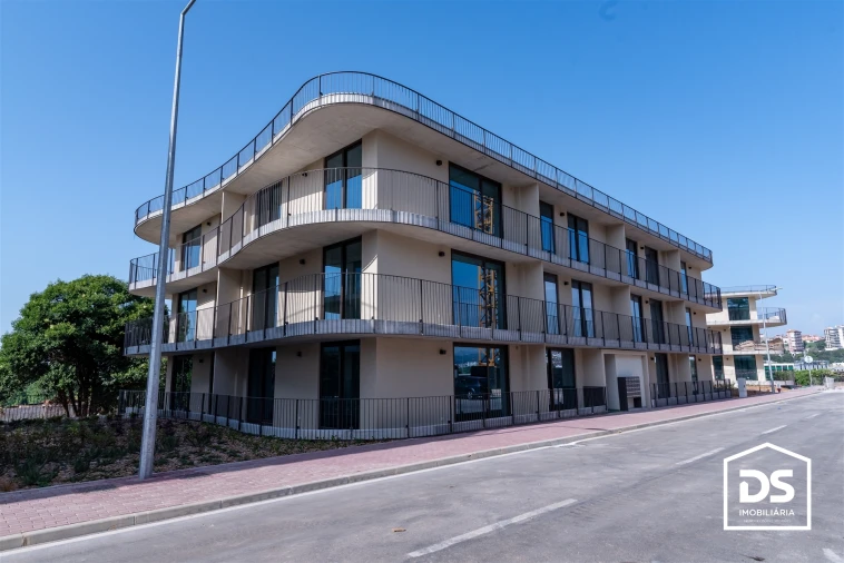 Apartamento T1 para Venda em Santa Clara e Castelo Viegas Foto 2