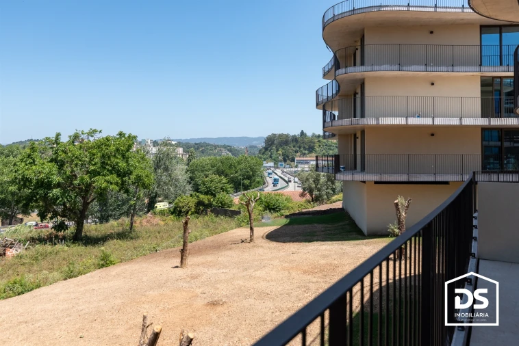 Apartamento T1 para Venda em Santa Clara e Castelo Viegas Foto 27