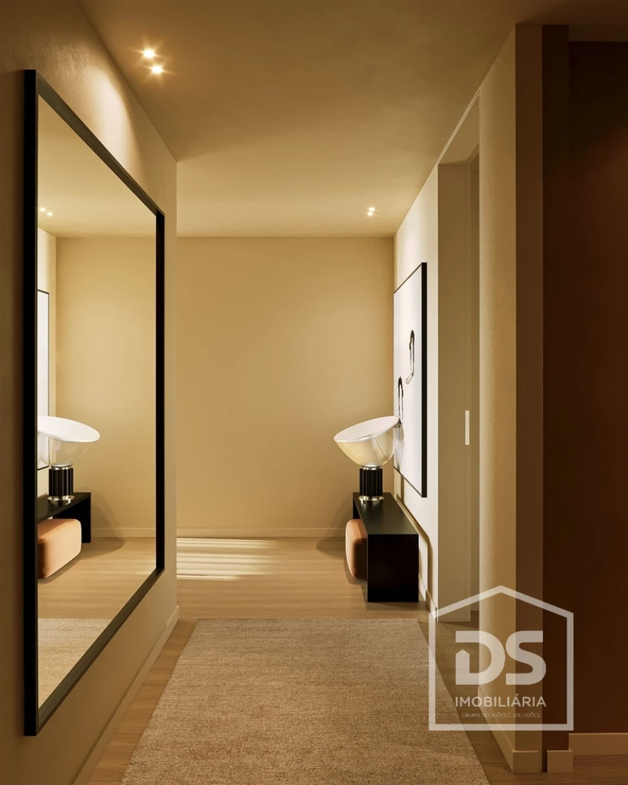 Apartamento T4 para Venda em Tavarede Foto 6