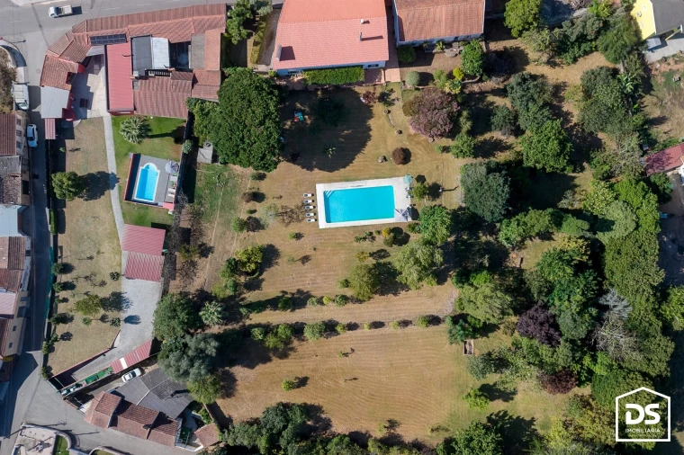 Moradia T9 para Venda em Alquerubim Foto 15