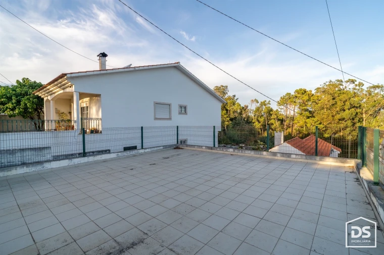 Moradia T3 para Venda em Tavarede Foto 21