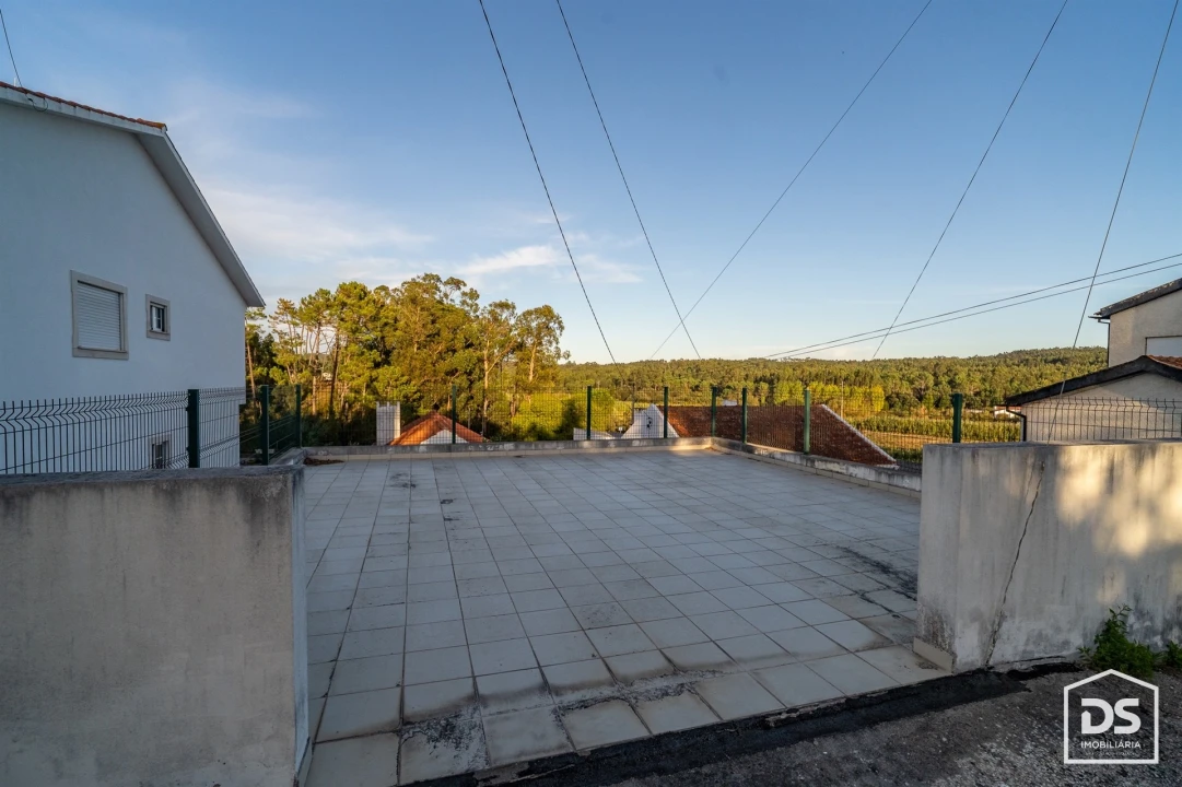 Moradia T3 para Venda em Tavarede Foto 19