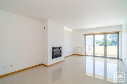 Apartamento T2 para Venda em Tavarede