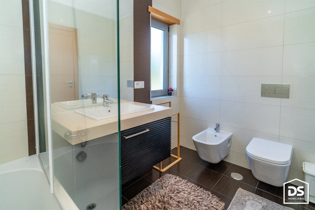 Apartamento T2 para Venda em Tavarede Foto 25