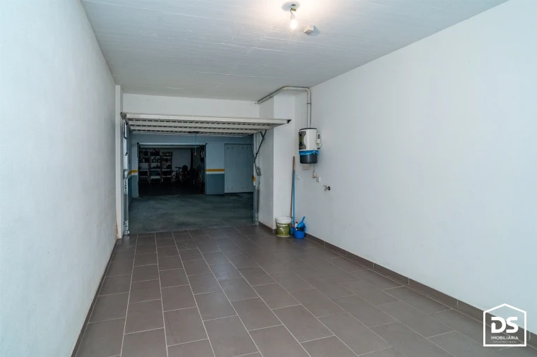 Apartamento T2 para Venda em Tavarede Foto 39