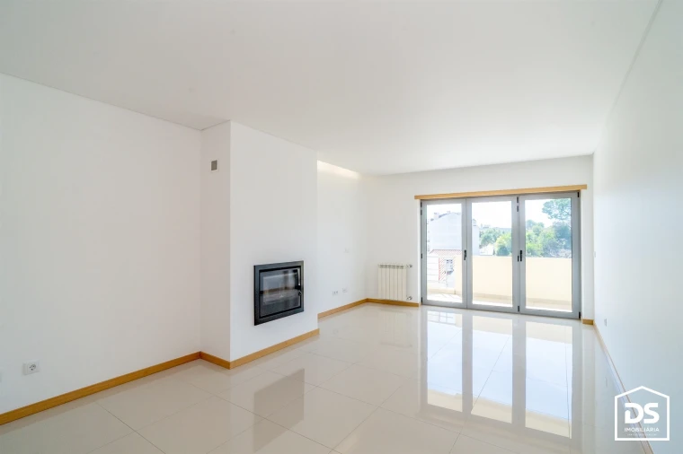 Apartamento T2 para Venda em Tavarede Foto 7