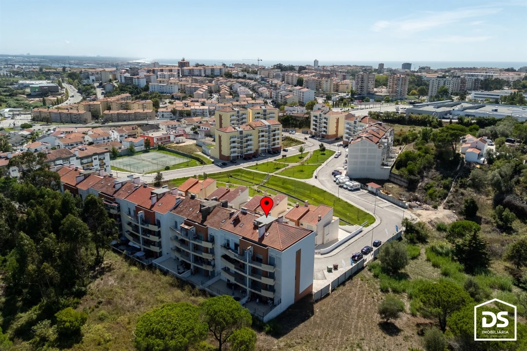 Apartamento T2 para Venda em Tavarede Foto 1