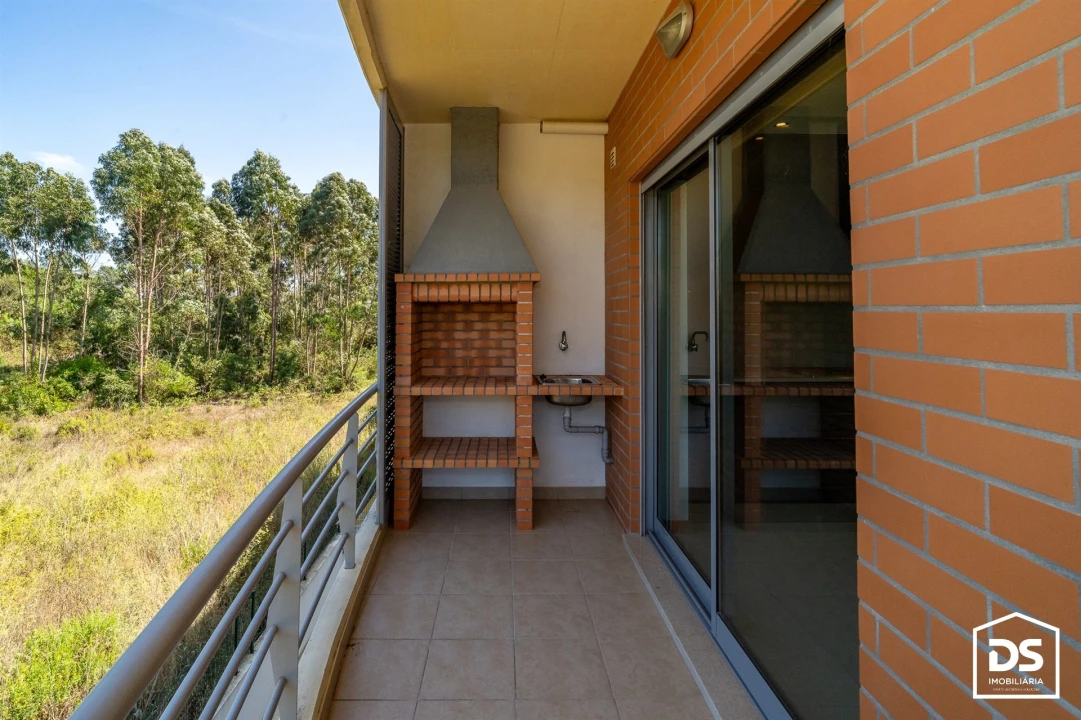 Apartamento T2 para Venda em Tavarede Foto 18