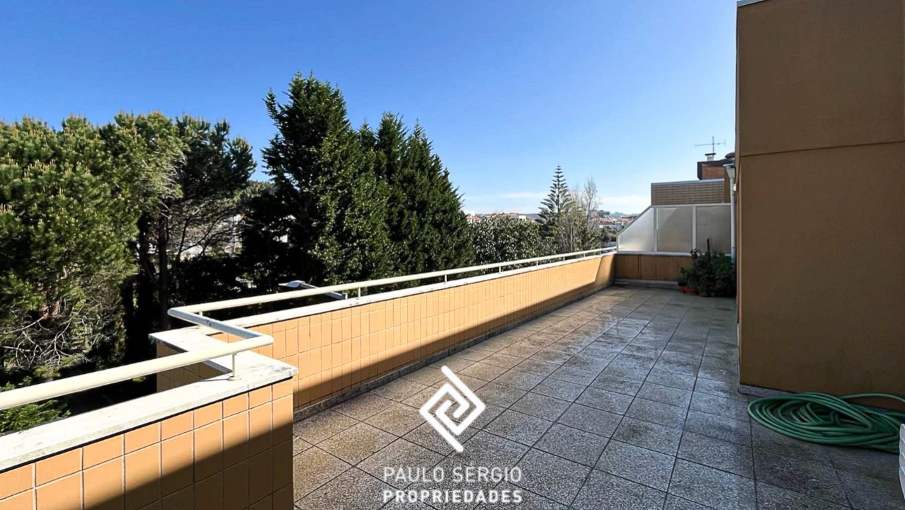 Apartamento T3 para Arrendamento em Santa Maria da Feira, Travanca, Sanfins e Espargo Foto 1