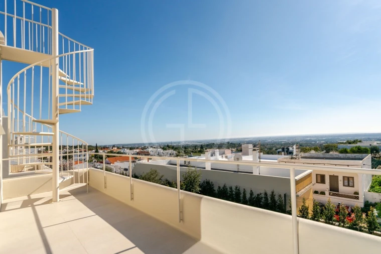 Moradia T4 para Venda em Faro (Sé e São Pedro) Foto 15