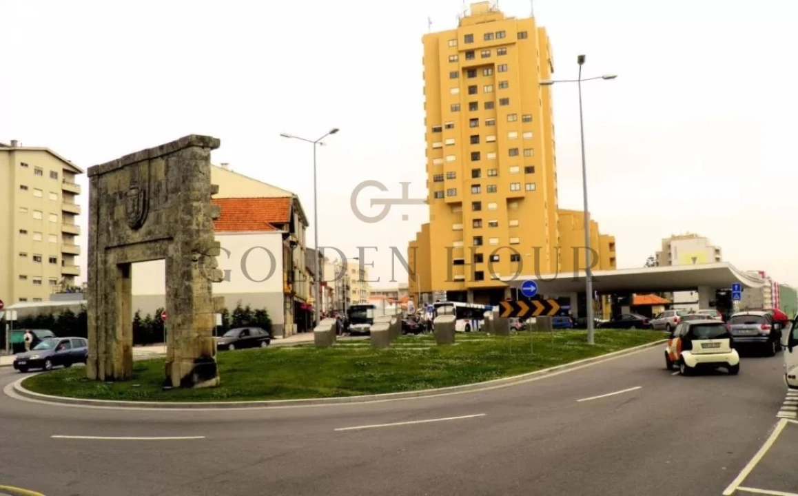 Apartamento T1 para Venda em Oliveira do Douro Foto 4
