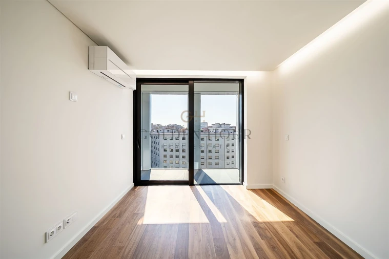 Apartamento T3 para Venda em Mafamude e Vilar do Paraíso Foto 11