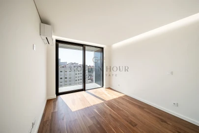 Apartamento T3 para Venda em Mafamude e Vilar do Paraíso