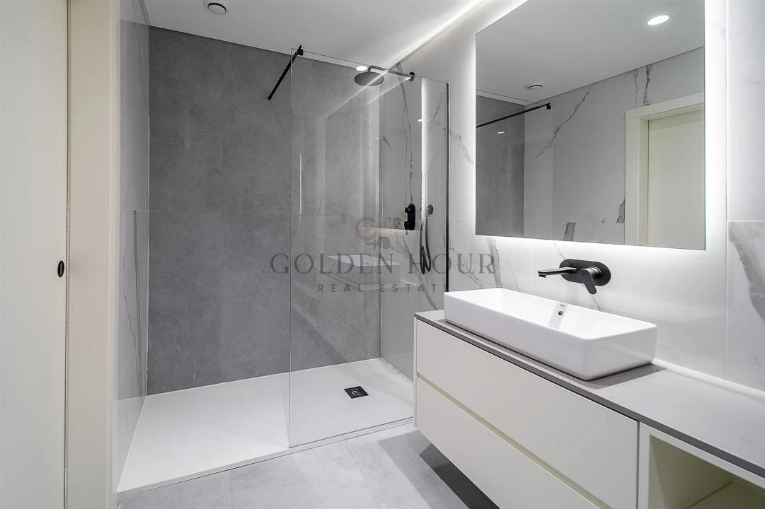 Apartamento T3 para Venda em Mafamude e Vilar do Paraíso Foto 15