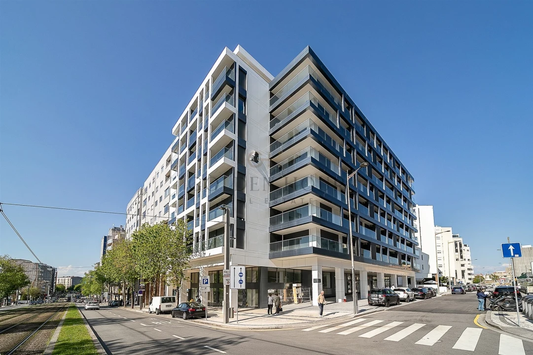Apartamento T3 para Venda em Mafamude e Vilar do Paraíso Foto 46