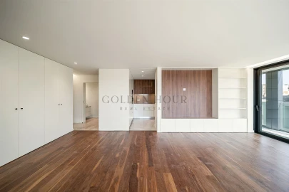 Apartamento T3 para Venda em Mafamude e Vilar do Paraíso
