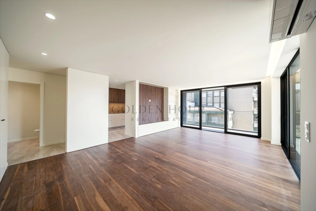Apartamento T3 para Venda em Mafamude e Vilar do Paraíso Foto 29