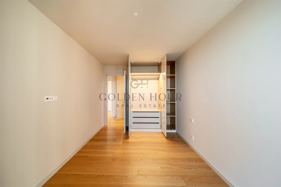 Apartamento T4 para Venda em Santa Marinha e São Pedro da Afurada Foto 16